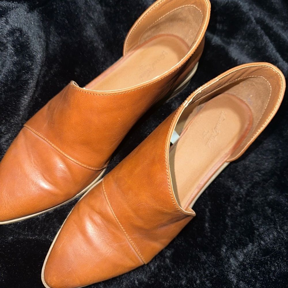 Universal Thread Causal Dress shoes